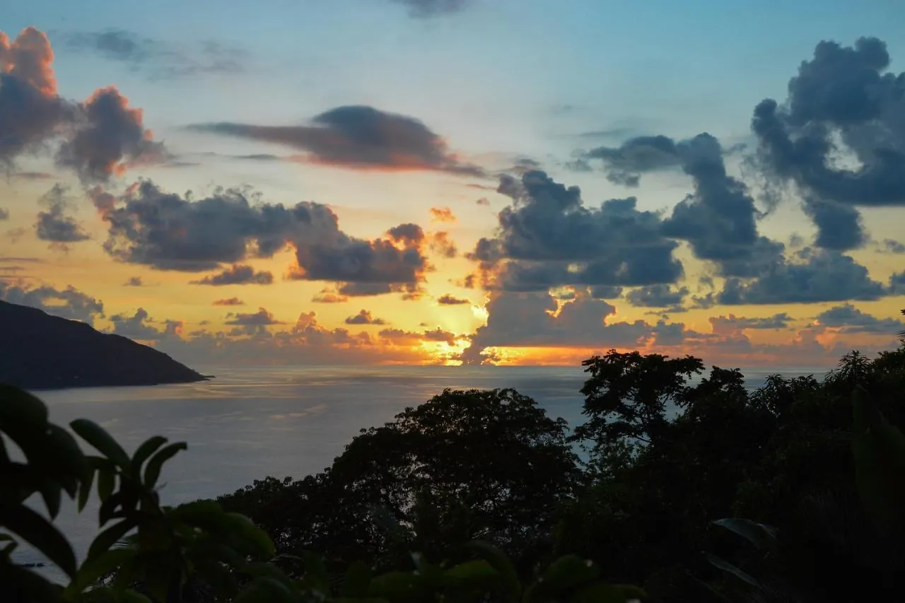 Sunset Bay Apartment Glacis  Seychelles