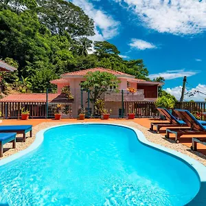 Bed & Breakfast Heights, Glacis (Mahe)