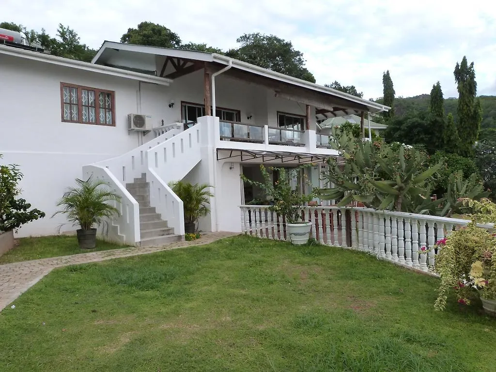 Sunset Bay Apartment Glacis  Seychelles